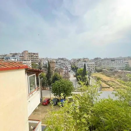 C.16 The Nest #colony Heart Thessaloniki