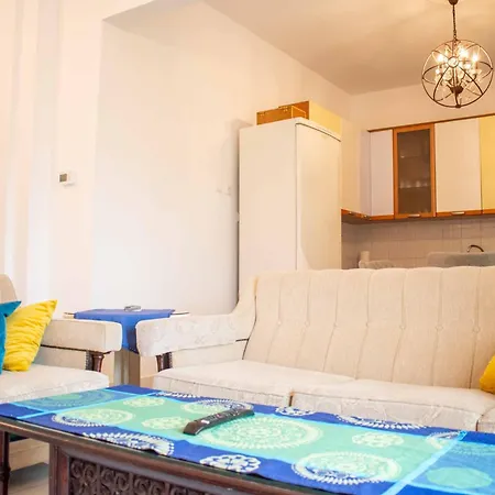 Apartment C.16 The Nest #colony Heart *