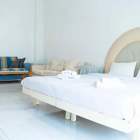 C.16 The Nest #colony Heart Thessaloniki