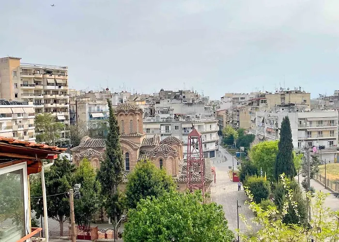 C.16 The Nest #colony Heart 塞萨洛尼基